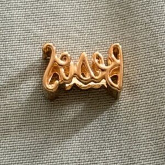 Authentic Besos Script Charm - Picture 4 of 5